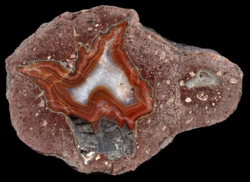 139 x 101 mm